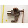 Image 2 : Small bench vise