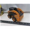Image 4 : 1/16 scale CNH Case SV280 skidsteer loader model - plastic, battery operated sounds