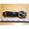 Image 1 : Vintage "Sharp" quartz wrist watch, day/date, new battery - runs