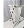 Image 2 : Laundry hamper, collapsible