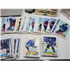 Image 3 : Assorted hockey cards, stickers and round cards, etc.