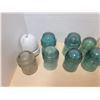 Image 2 : lot of insulators w/ chips