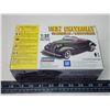 Image 2 : 1937 Chevrolet convertible 1:32 scale, model static kit - sealed