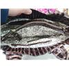 Image 6 : 8 Assorted ladies designer purses - Guess, etc.