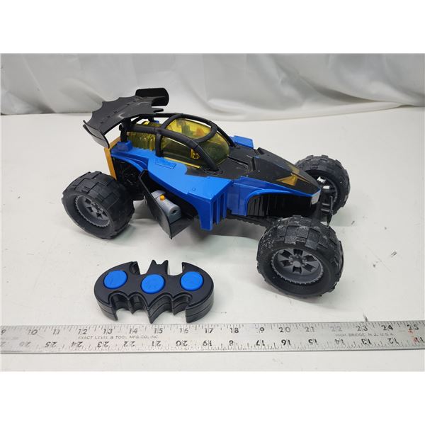 Batman R/C car, w/ remote - untested, needs batteries