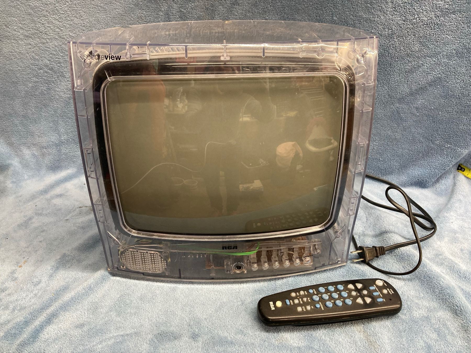 RCA SECUREVIEW CRT (PRISON) TV - WORKS! WITH REMOTE