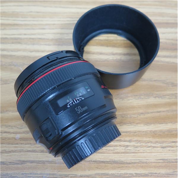 Canon Ultrasonic 50mm 1:1.2 Lens