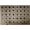 Image 2 : 40 ASSORTED VINTAGE METAL ARCADE TOKENS