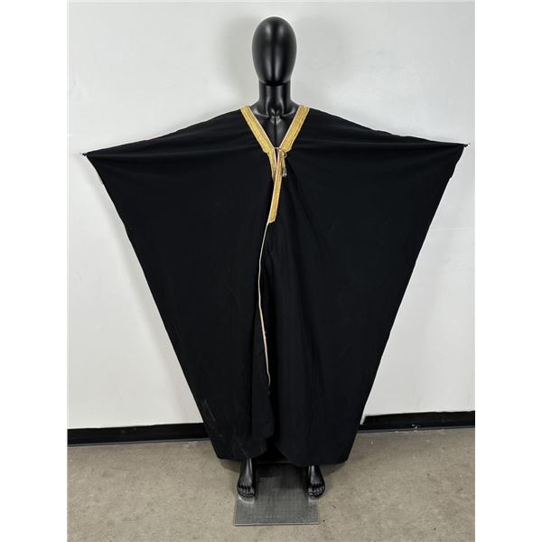 Saudi Arabian Bisht Black And Gold