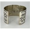 Image 2 : Large Navajo Sterling Silver Stamped Cuff Bracelet