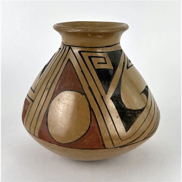 Mata Ortiz Pottery Pot Vase