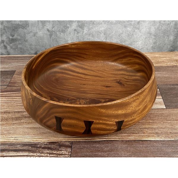 Michael Lee Hawaii Carved Kamani Wood Bowl