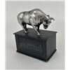Image 2 : Bull Market Statue
