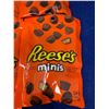 Image 2 : Reese's Minis Peanut Butter Cups (8 x 104g)