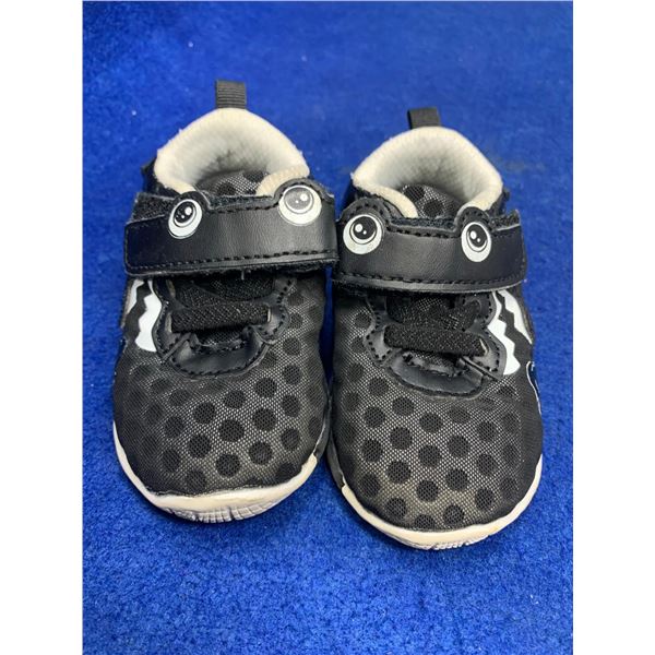 Baby Shoes (size 120)