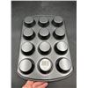 Image 3 : Premium Non-Stick Bakeware Muffin Tins
