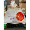 Image 2 : Pop Weaver Gold Popcorm Kernels 20 Lbs