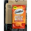 Image 2 : GoldFish Mega Bites Sharp Cheddar Baked Snack Crackers 167gx12