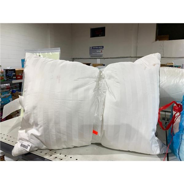Lot of 2 Hotel Grand queen size pillows