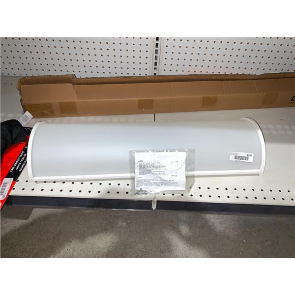 120/277 volt LED light fixture