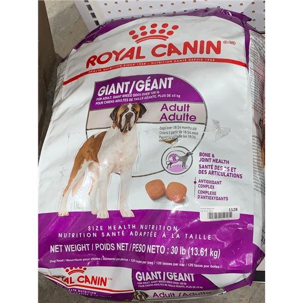 Royal canin giant breed adult dog food 30lb