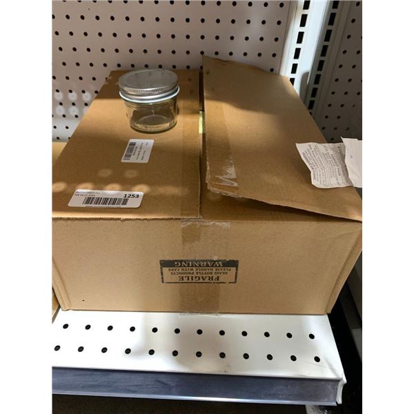 4 oz clear glass mason jars 40 in box.