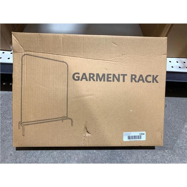 GARMENT RACK.