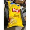 Image 2 : Lay's classic potato chips 15x235g