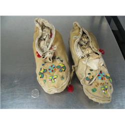 ca. 1900 moose hide Yukon beaded moccasins