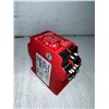 Image 1 : Allen-Bradley #440R-M23143 Series B / MSR138DP Safety Relay