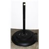 Image 1 : HEAVY WEIGHTED PATIO UMBRELLA STAND