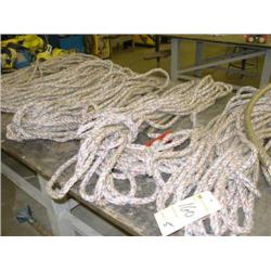 LOT - 5 BUNDLES OF ROPE