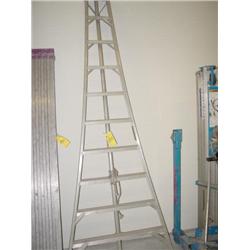 LADDER