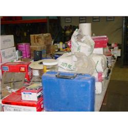 LOT - ASSORTED CONTENTS W/ TABLE