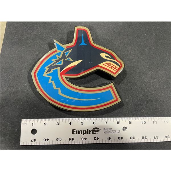 CUSTOM MADE NHL LOGO COLLECTIBLE WALL PLAQUE OF VANCOUVER CANUCKS TEAM