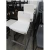 Image 1 : 14-White Contemporary Chrome Base Bar Stools - 14 X $