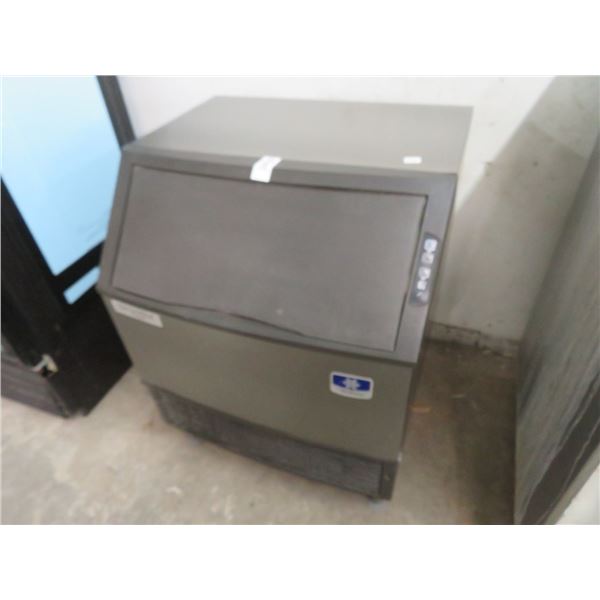 Manitowoc UY0310A161B  300 Lb. Cap Back Bar Ice Machine