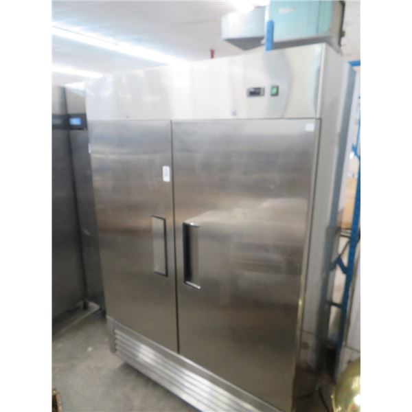 Cooler Depo KF498 S/S Rolling 2 Door Freezer 17°