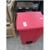 Image 1 : Red Foot OP Waste Can