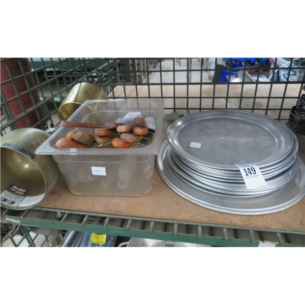 Hatco Heat Lamp, Cambro, Pie Server, S/S Round Pans