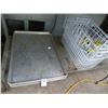 Image 1 : Full Sheet Pans 5, Dishwasher Baskets