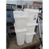 Image 1 : Plastic Condiment Bins - 5