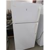 Image 1 : Frigidaire White Ref/Freezer