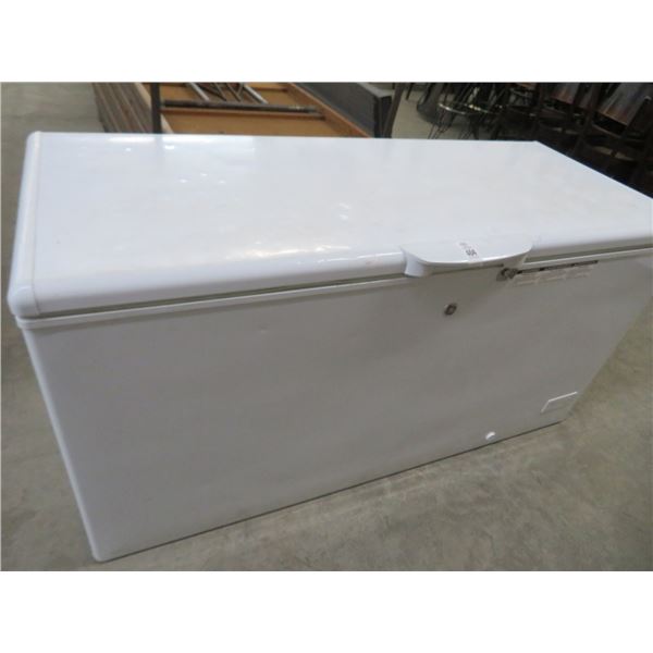 GE 7' White Chest Freezer 15°