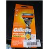 Image 2 : Gillette Fusion 5 Razor and Zippo rechargable Hand Warmer