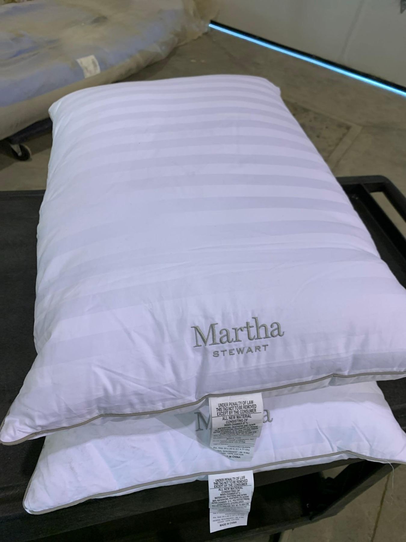 Pillo Set Load Martha Stewart Queen Size Luxury Pillo Set of 2