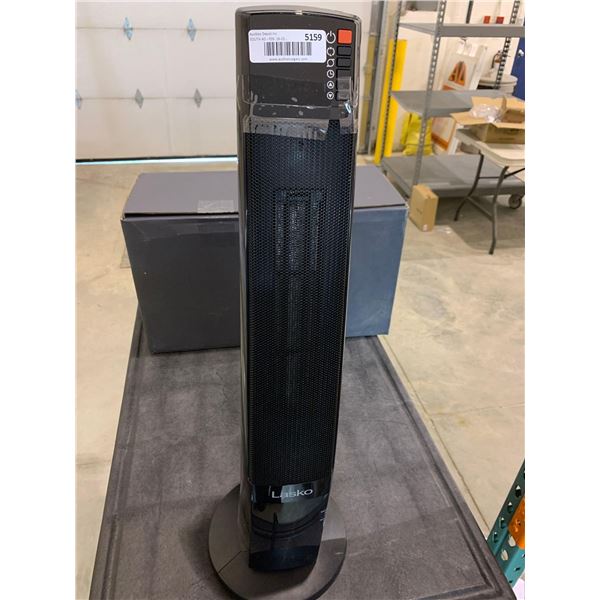 Lasko Ceramic Ossilating Tower Space Heater with remote