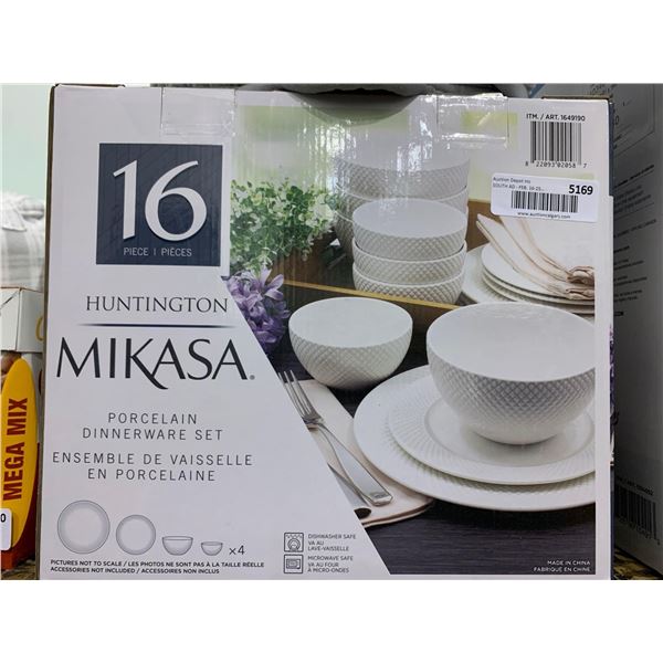 Mikasa Huntington 16 Pce Porcelain Dinnerware set