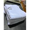 Image 1 : Grandeur Hospitality 100% cotton Bath Towels Lot of 3