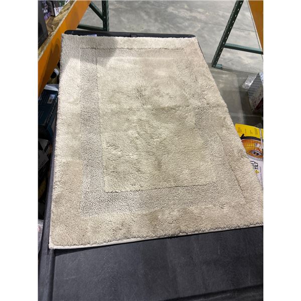 Interior & style bathroom rug / mat